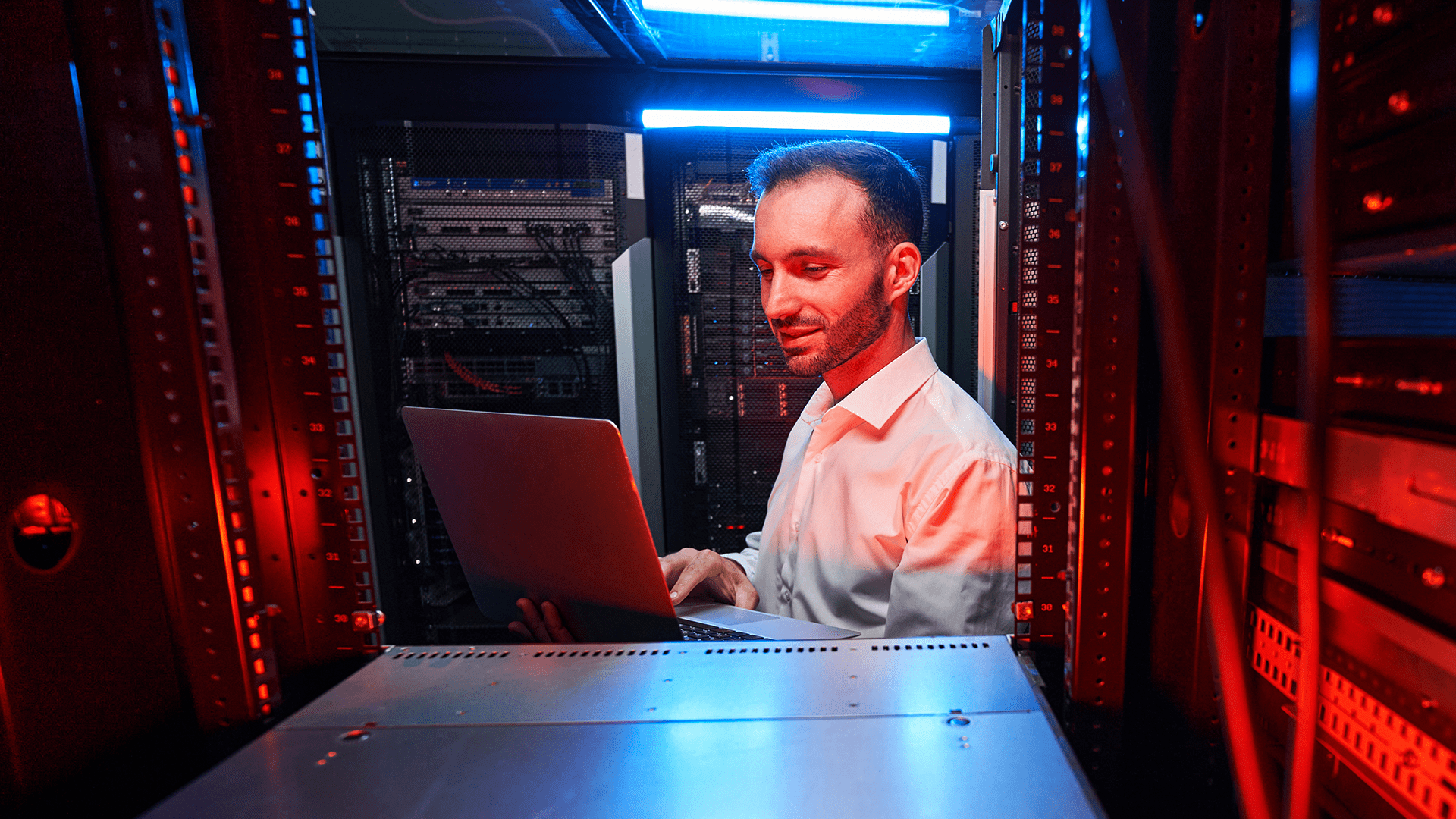 Server Engineer Image